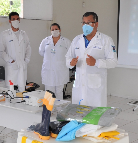 Secretaria Municipal de Saúde - SMS e AJES desenvolvem treinamento sobre uso correto de EPI em Matupá-MT